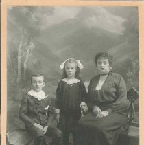 18.06.05 Frieda Macintosh, Children